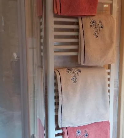 Frühstückspension L'hermitage D'alienor 3*