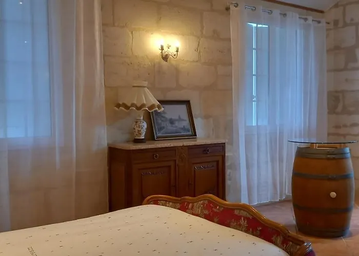 Frühstückspension L'hermitage D'alienor 3*