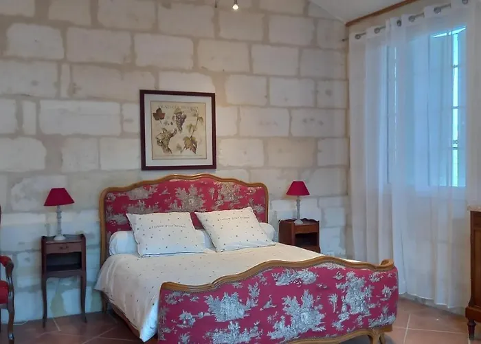 Frühstückspension L'hermitage D'alienor 3*